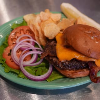 Butterhorn Bacon Burger